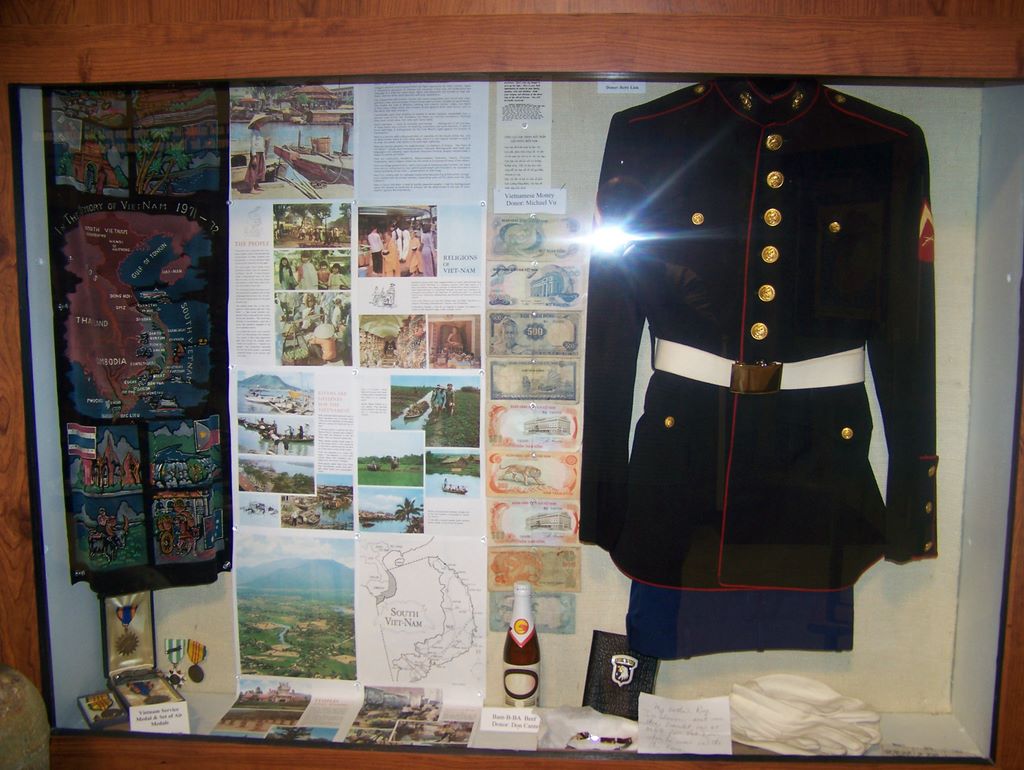 museum2008_004.jpg (large)